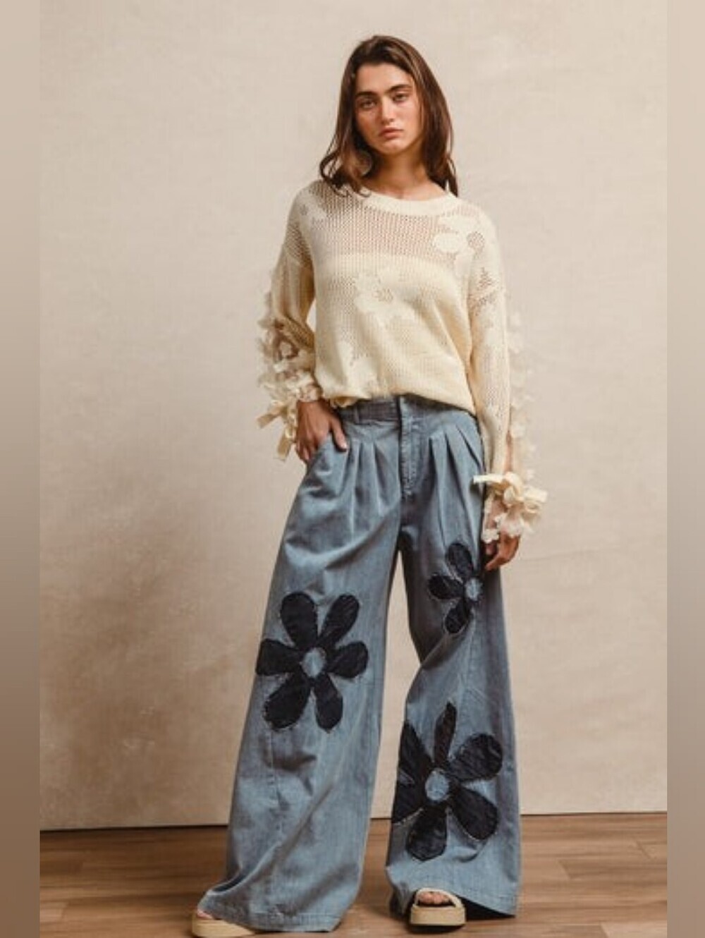 BiBi | NWT Flower Patched Washed Chambray Wide Leg Pants Size Small